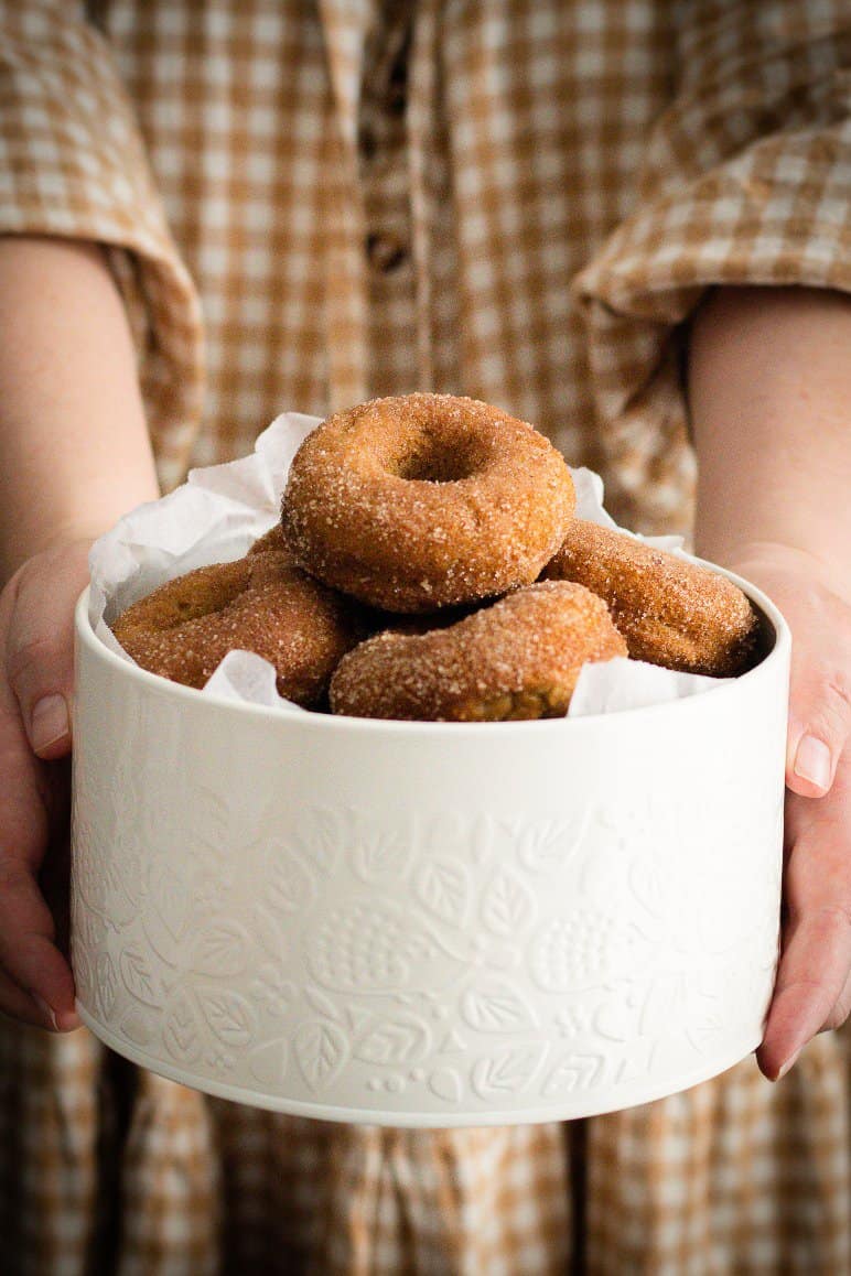 spiced apple cider doughnuts